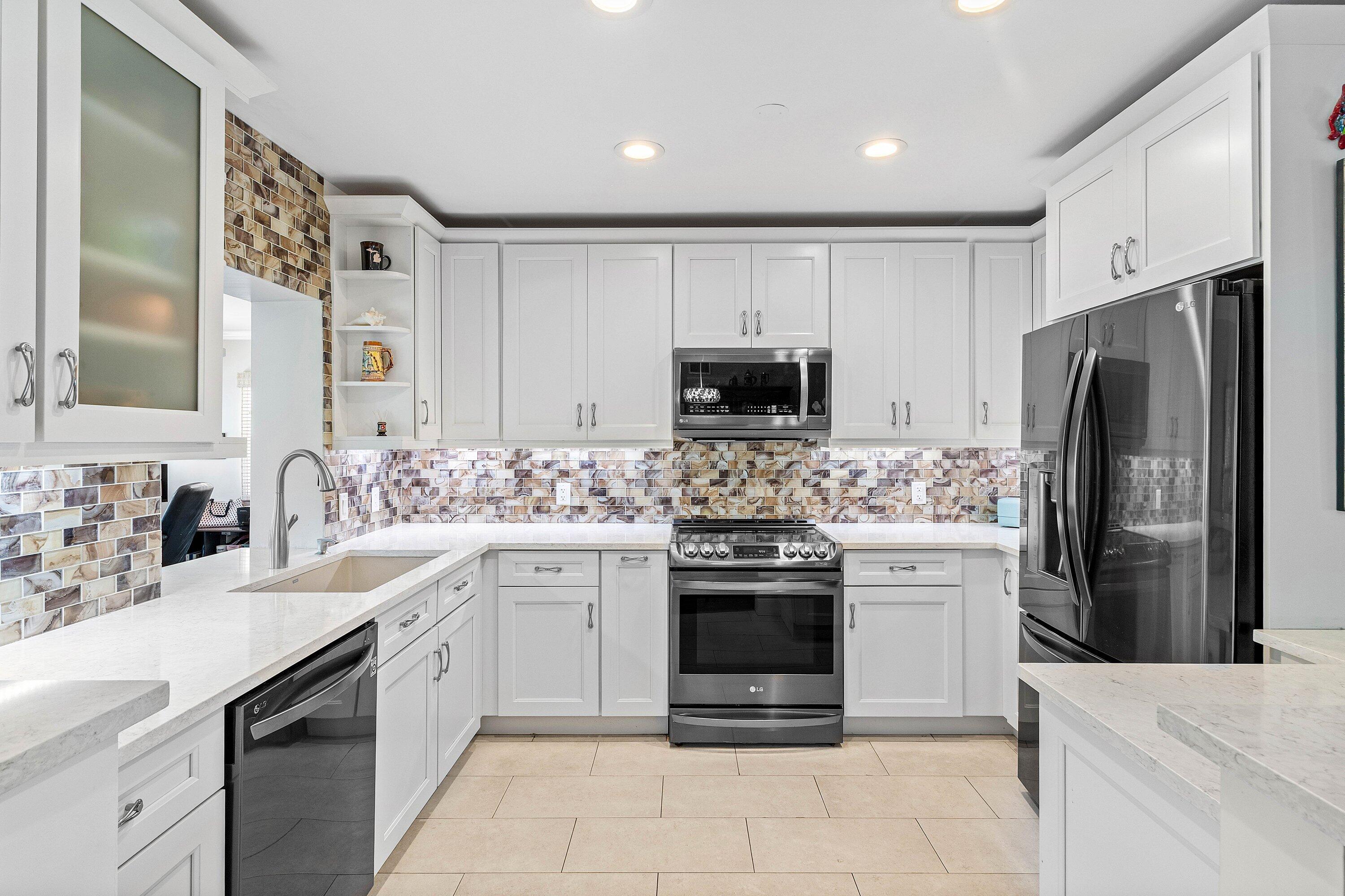 HILLSBORO HEIGHTS - Residential