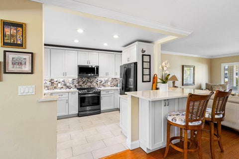Tiny photo for 865 NE 5th Street, Deerfield Beach, FL 33441 (MLS # B26000495)