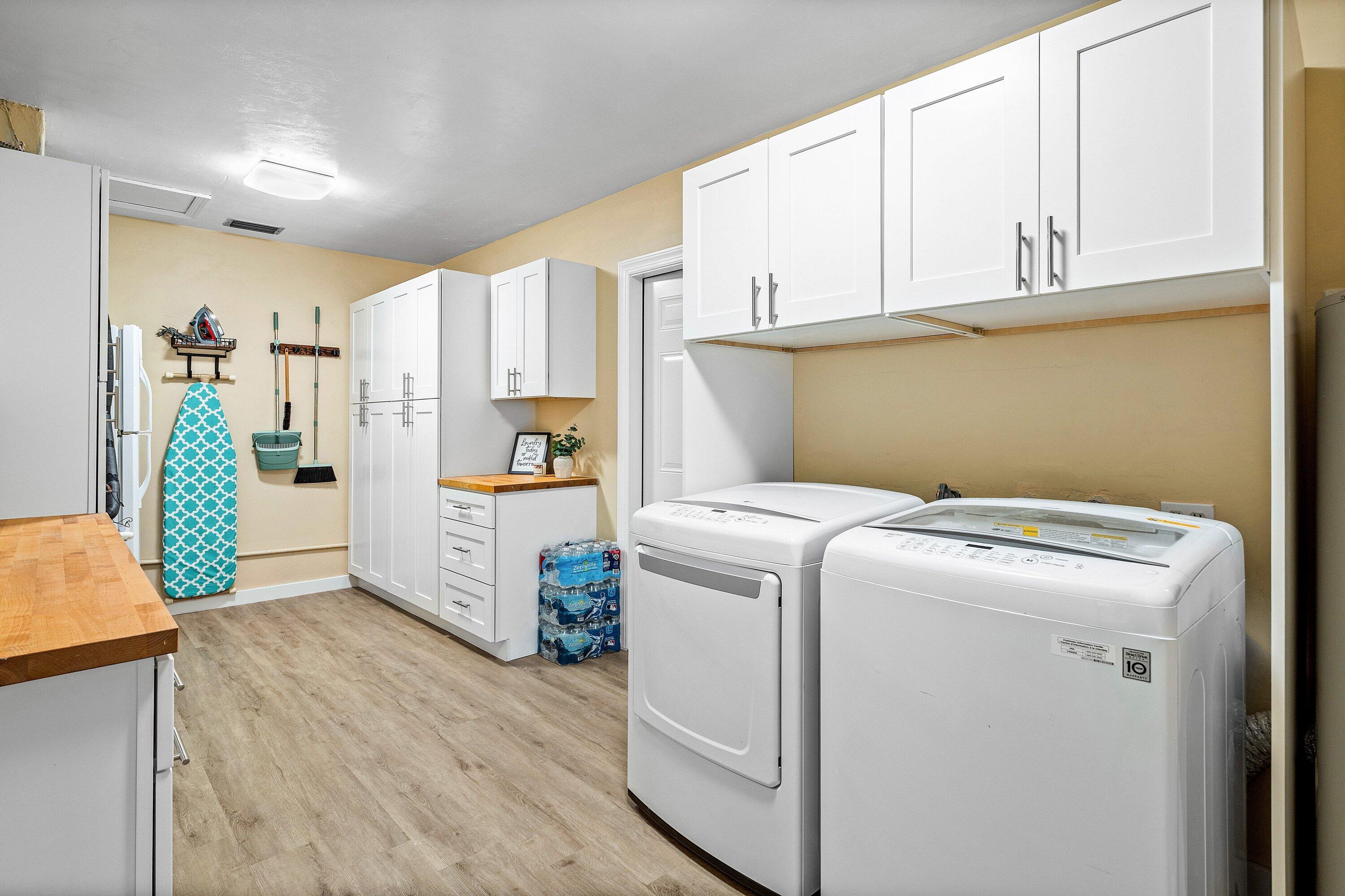 HILLSBORO HEIGHTS - Residential