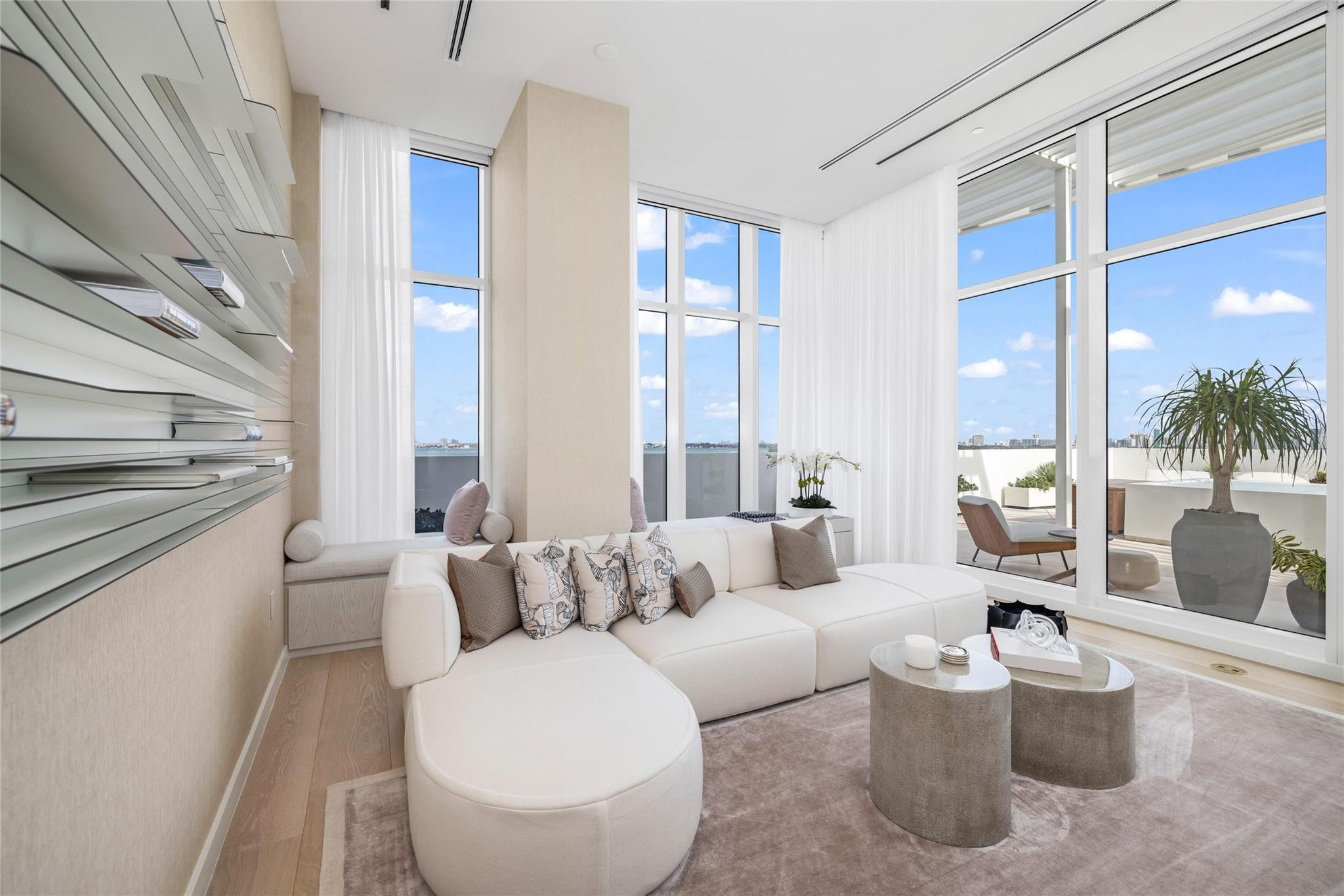 Ritz Carlton Residences - Residential