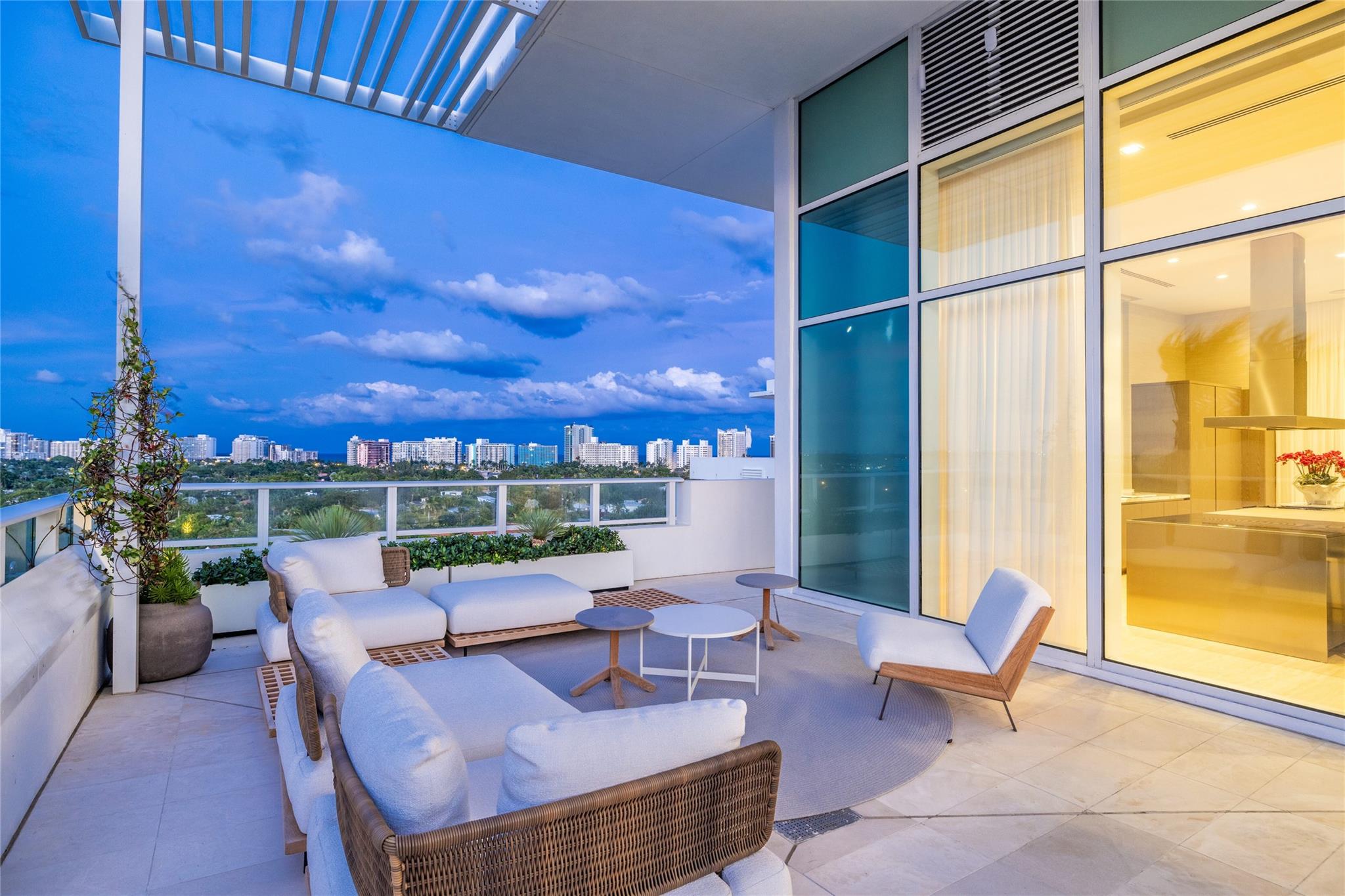Ritz Carlton Residences - Residential