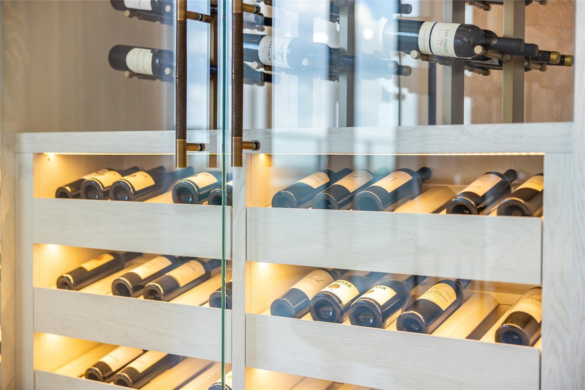 Ritz Carlton Residences - Residential