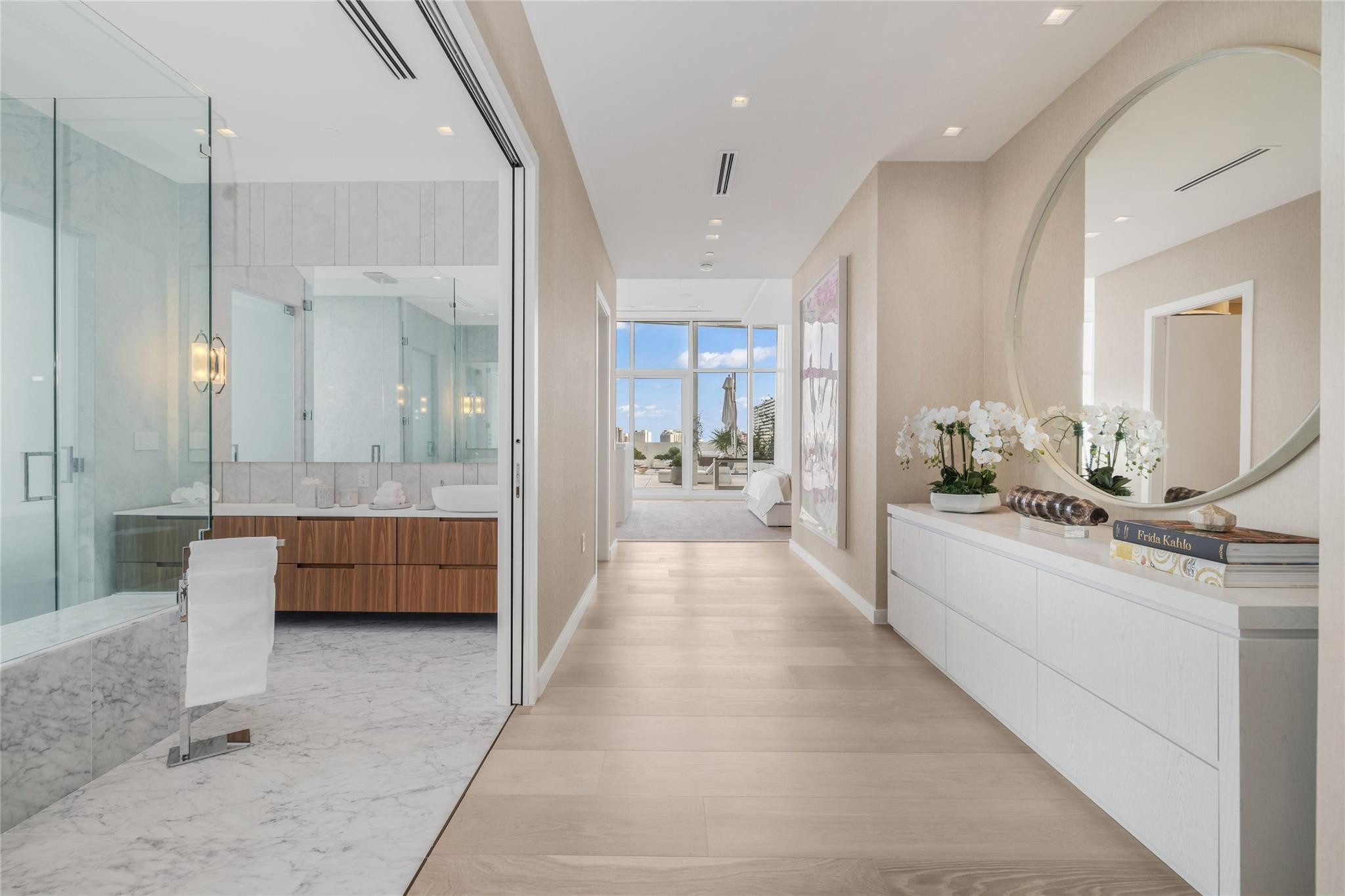 Ritz Carlton Residences - Residential