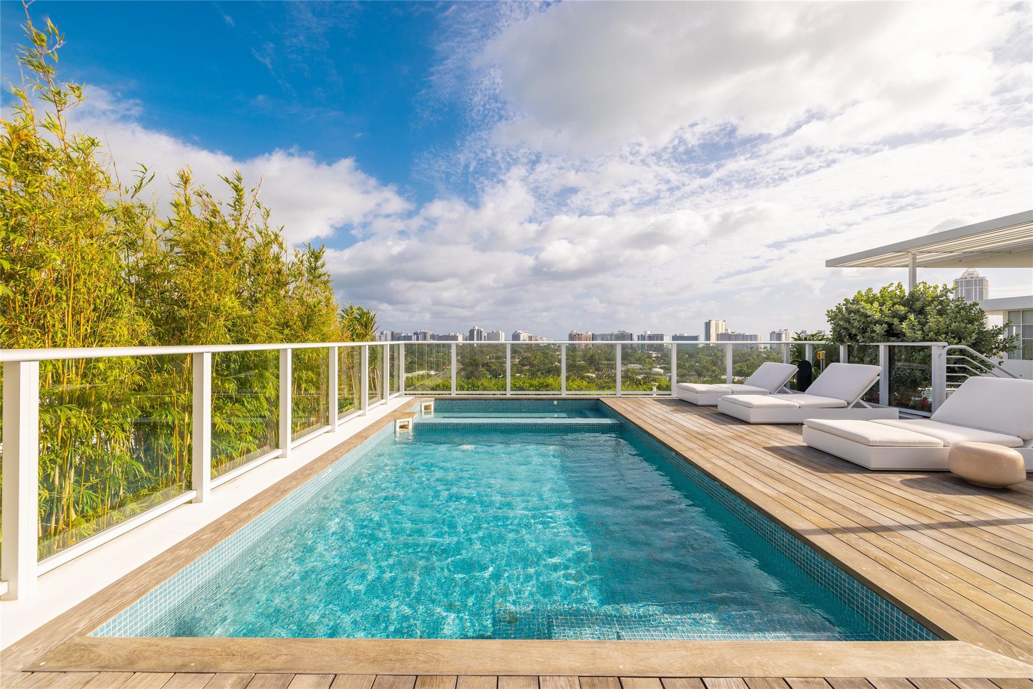 Ritz Carlton Residences - Residential