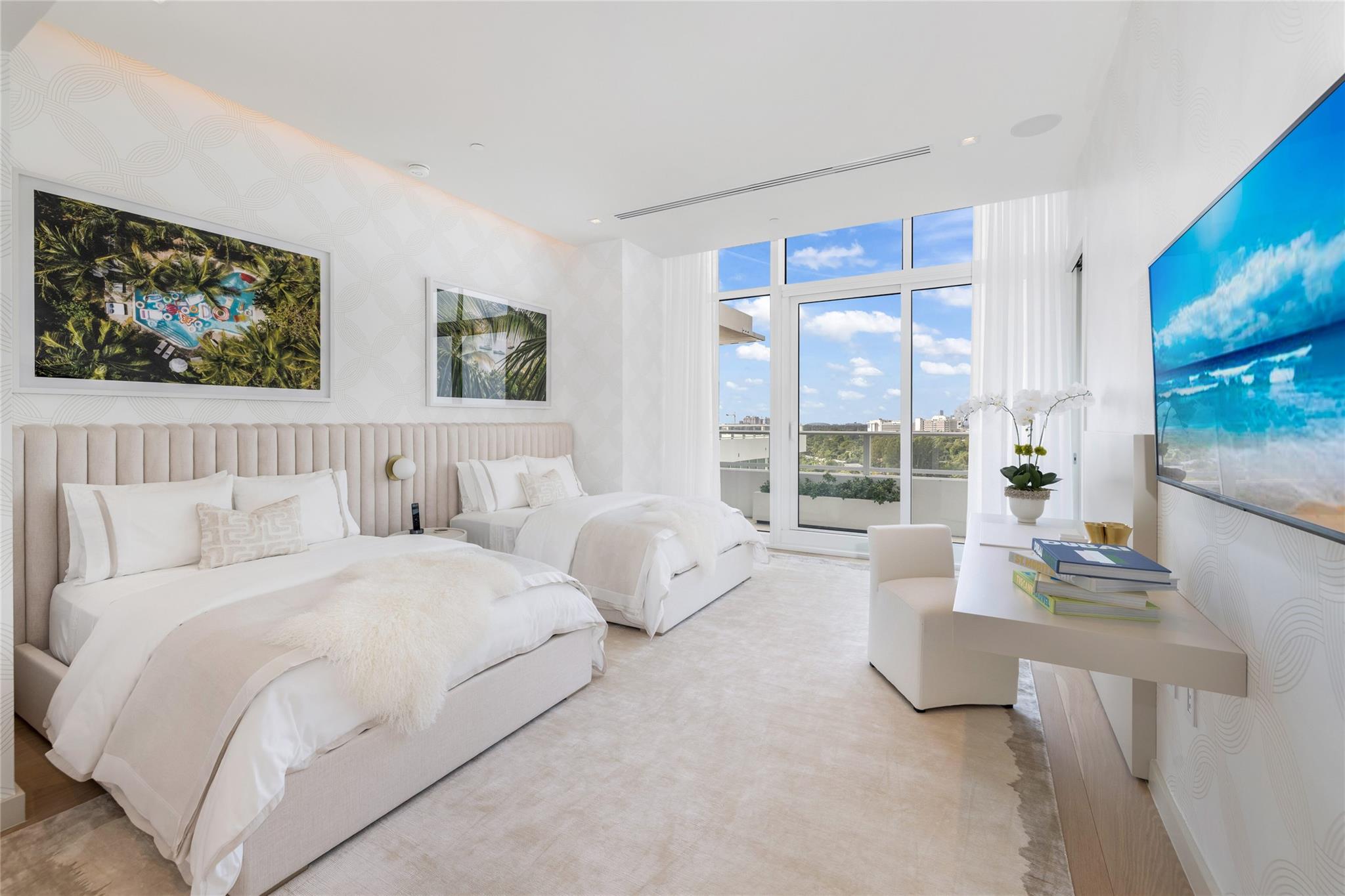 Ritz Carlton Residences - Residential