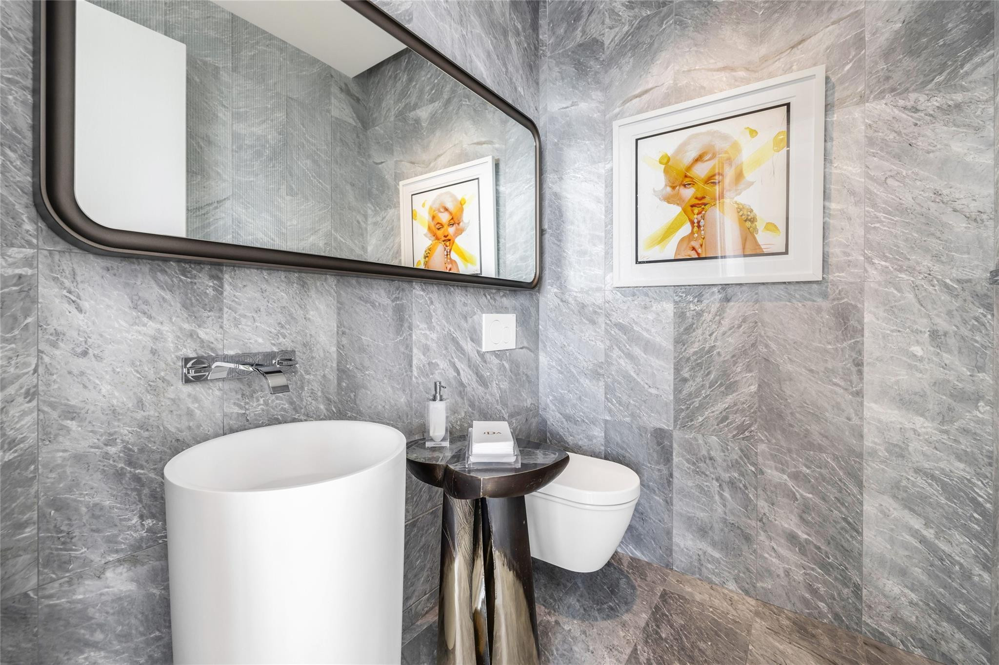 Ritz Carlton Residences - Residential