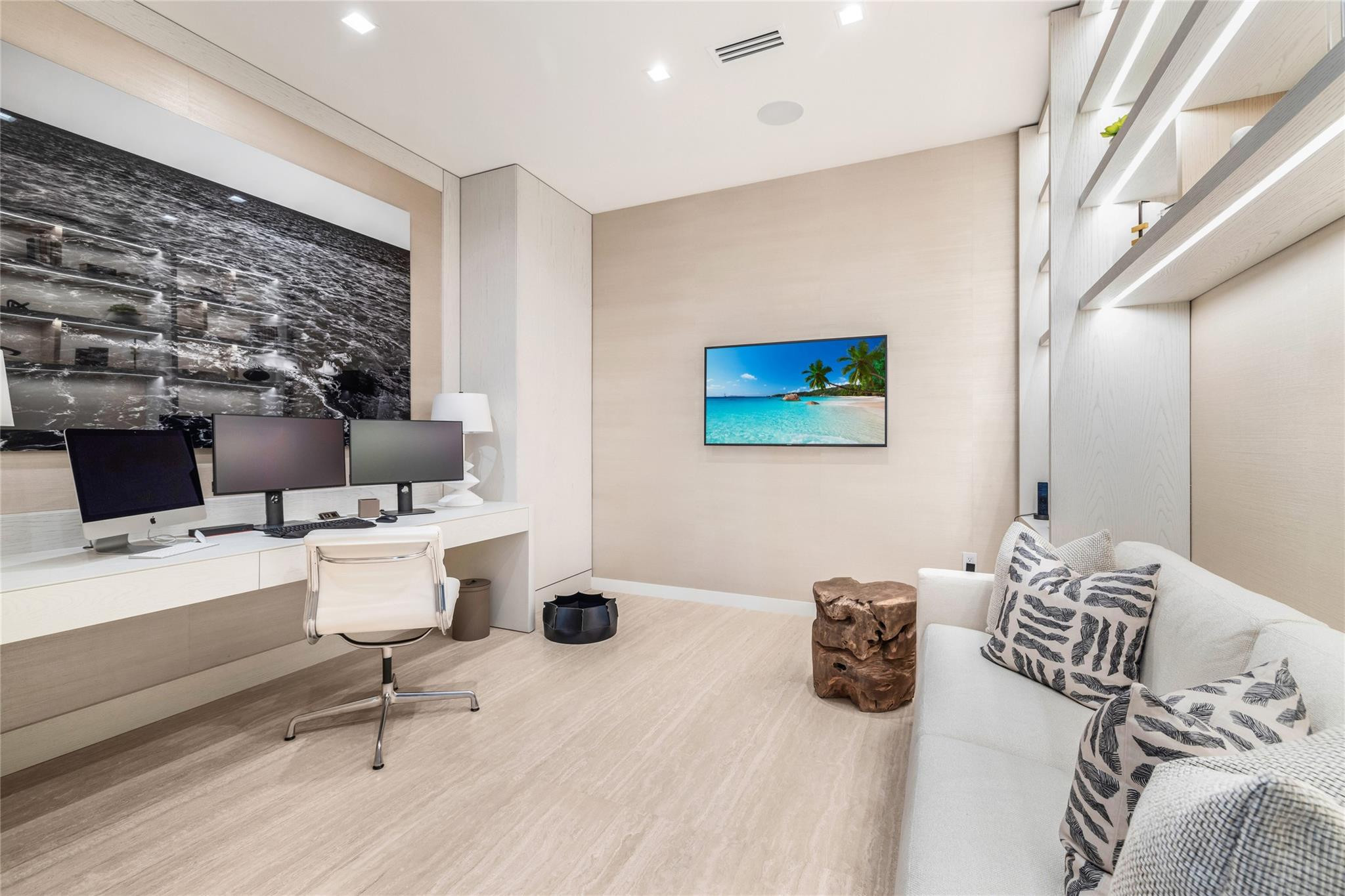 Ritz Carlton Residences - Residential