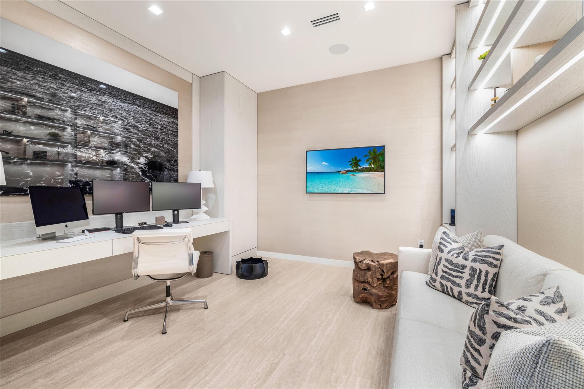 Ritz Carlton Residences - Residential