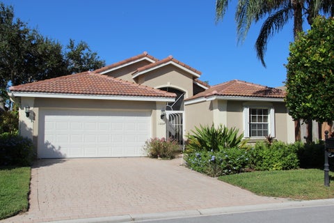 Photo of 13884 VIA NIDIA, Delray Beach, FL 33446 (MLS # B26088834)