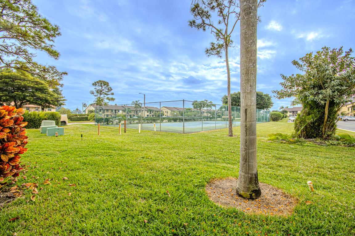 LUCERNE LAKES GOLF COLONY CONDOS 1 THRU 12 AND 14 - Residential