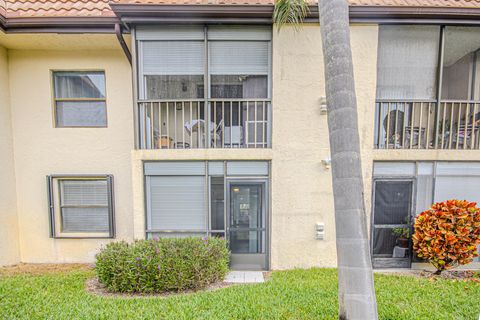 Tiny photo for 7094 Golf Colony Court #102, Lake Worth, FL 33467 (MLS # R11153458)