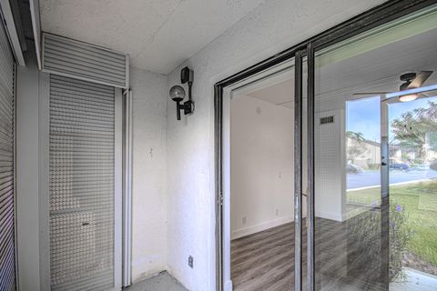 Tiny photo for 7094 Golf Colony Court #102, Lake Worth, FL 33467 (MLS # R11153458)