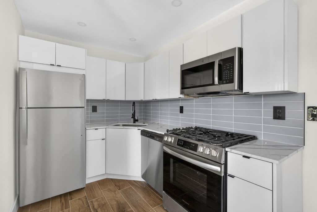Photo of 324 20th Street #Unit 201, West Palm Beach, FL 33407 (MLS # B26068528)