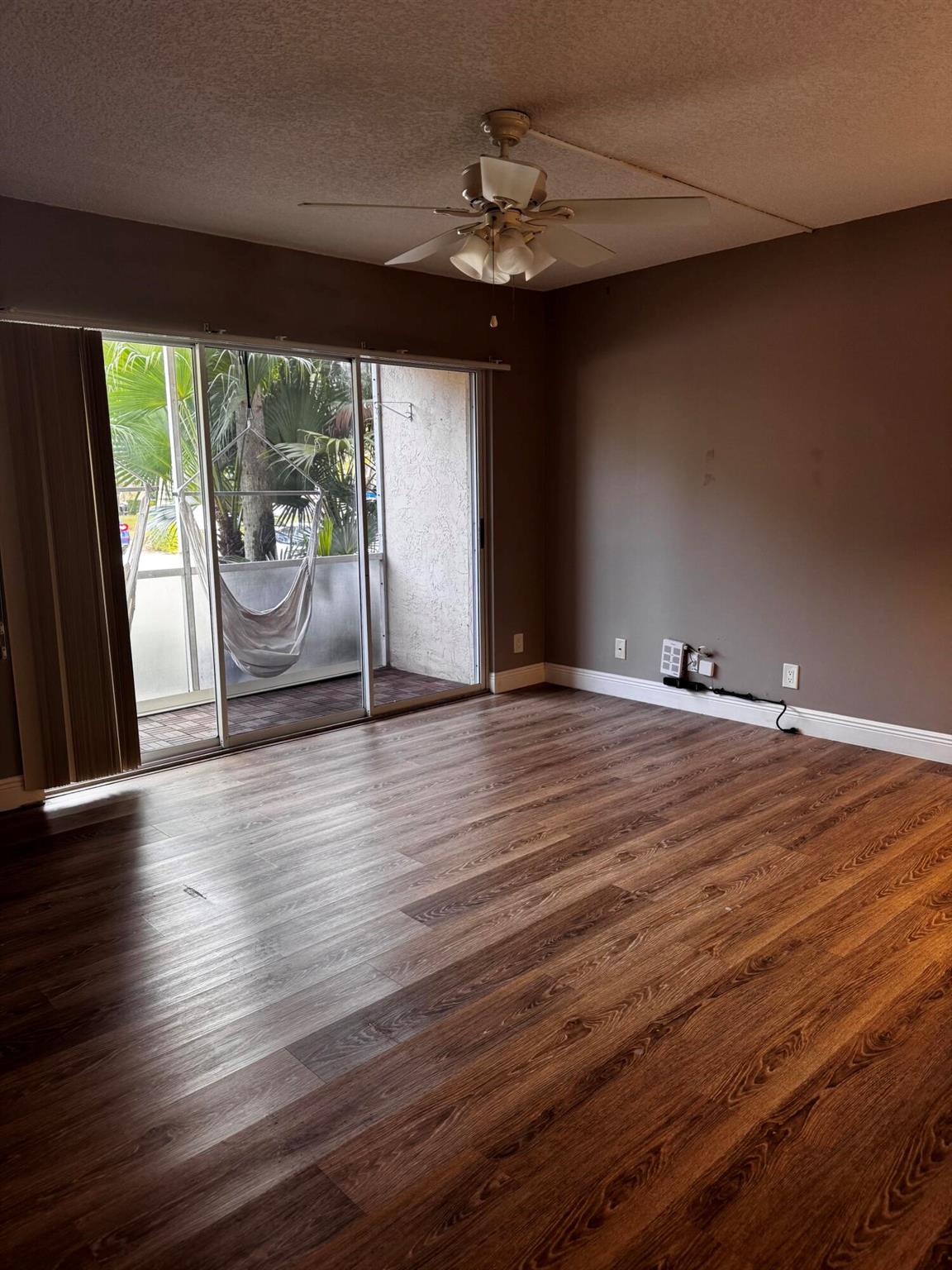 PINE RIDGE AT DELRAY BEAC - Residential