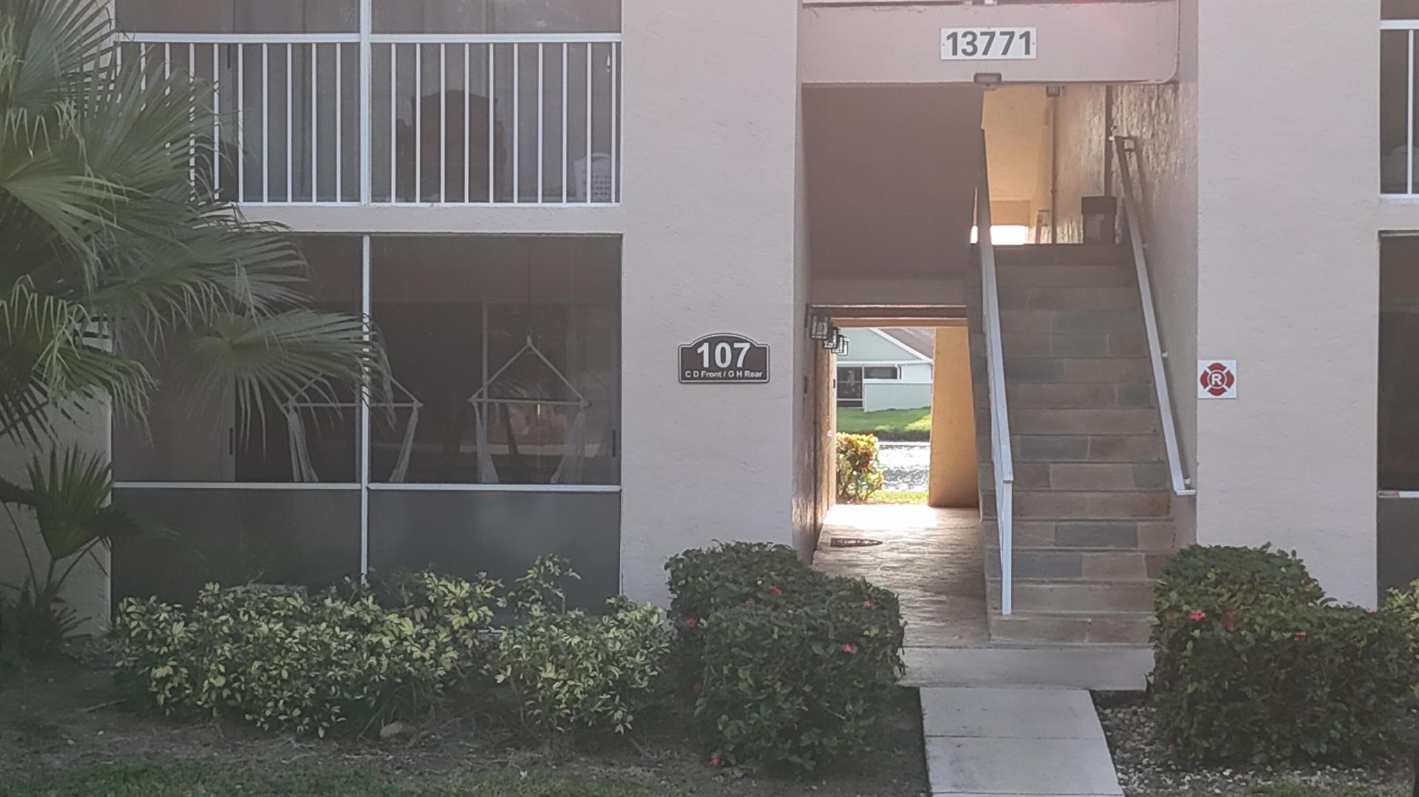 PINE RIDGE AT DELRAY BEAC - Residential