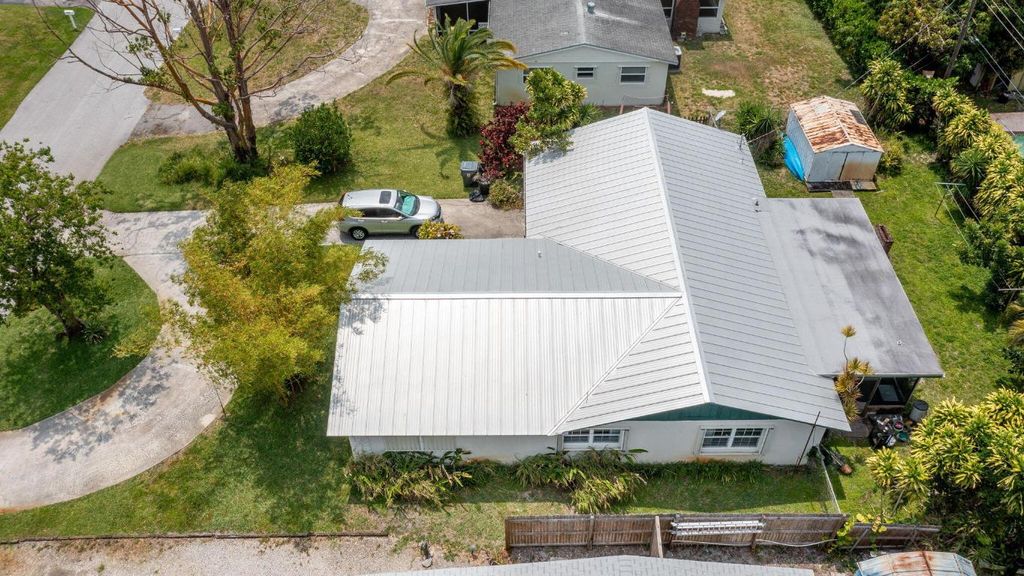 Photo of 4139 Colle Drive, Lake Worth, FL 33461 (MLS # R10988349)