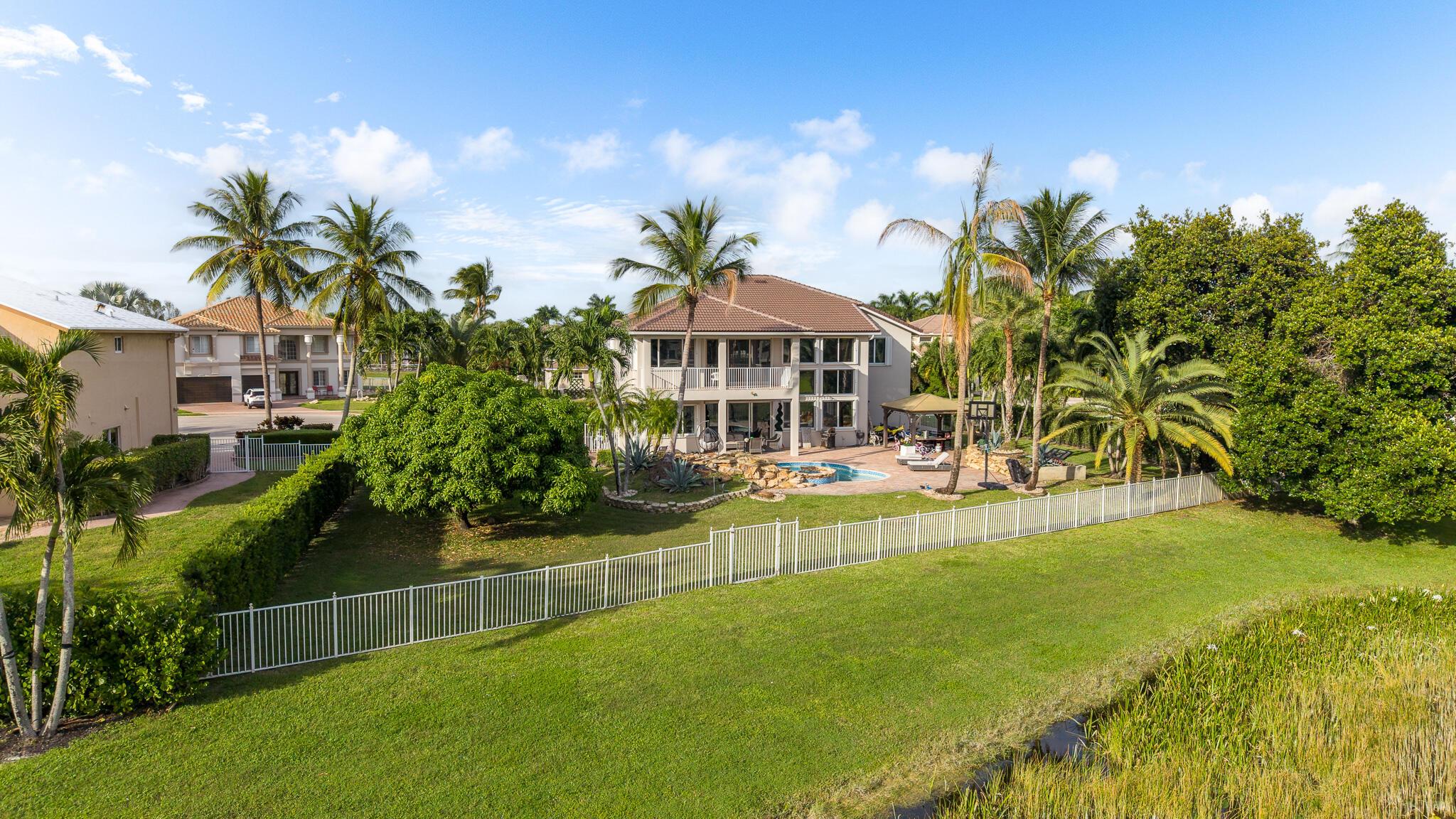 ISLES AT WELLINGTON 8 - Residential