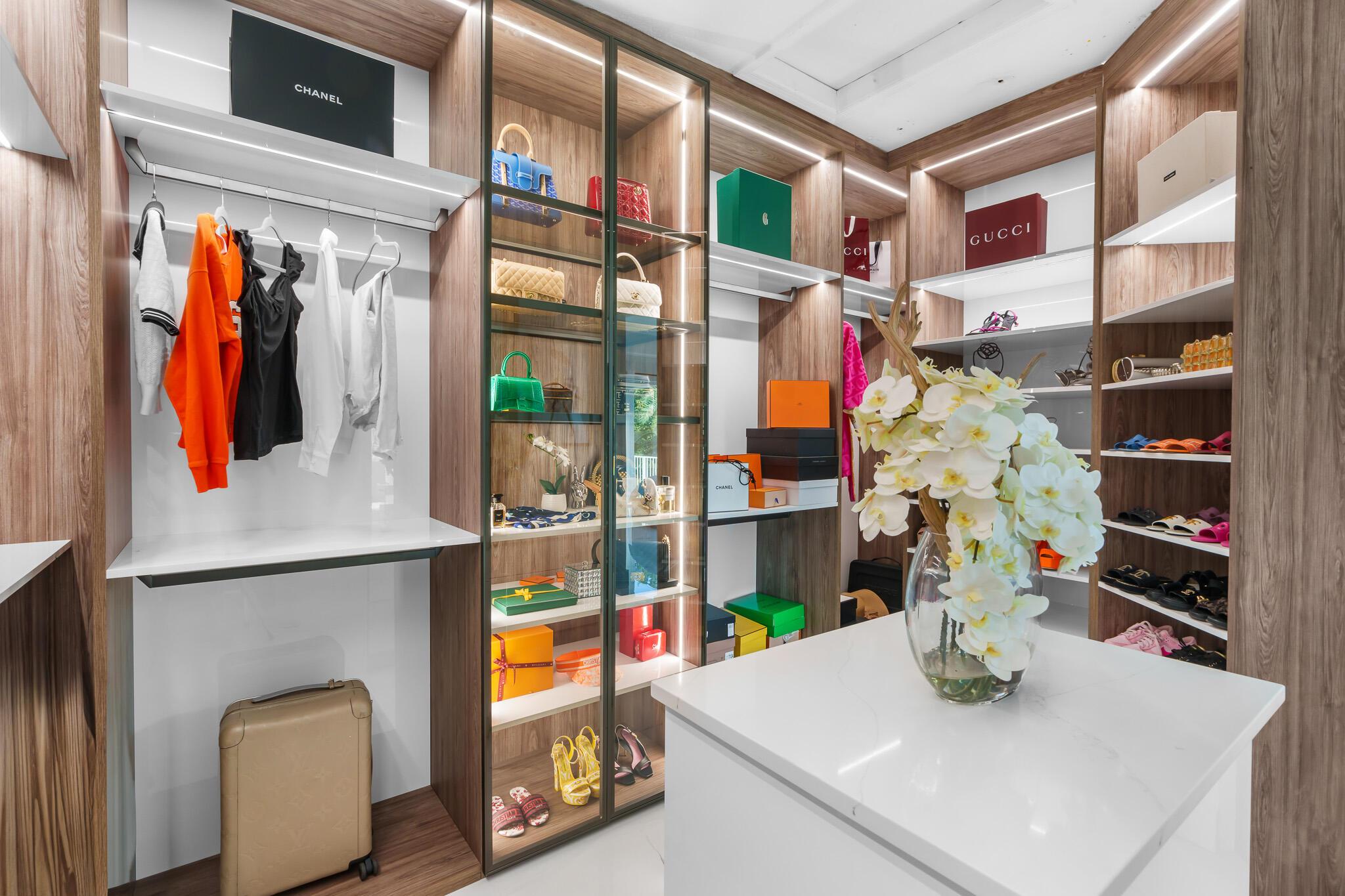 ISLES AT WELLINGTON 8 - Residential