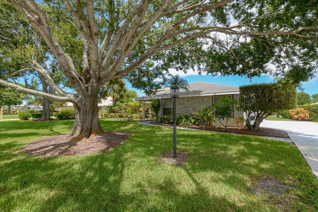 Photo of 4338 Gator Trace Circle, Fort Pierce, FL 34982 (MLS # R11114343)