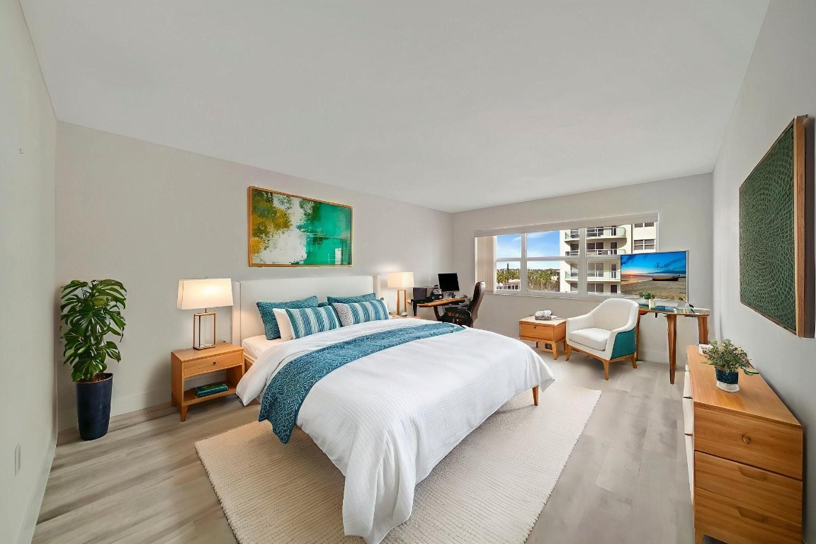 3400 Galt Ocean Drive 407S