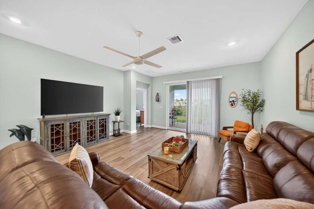 REPLAT OF VERANDA PRESERVE EAST - Residential