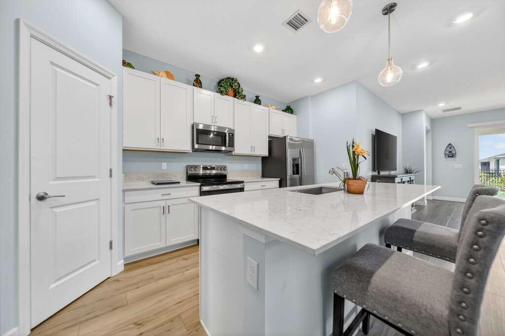 REPLAT OF VERANDA PRESERVE EAST - Residential