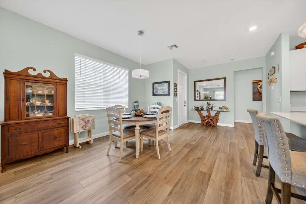 REPLAT OF VERANDA PRESERVE EAST - Residential