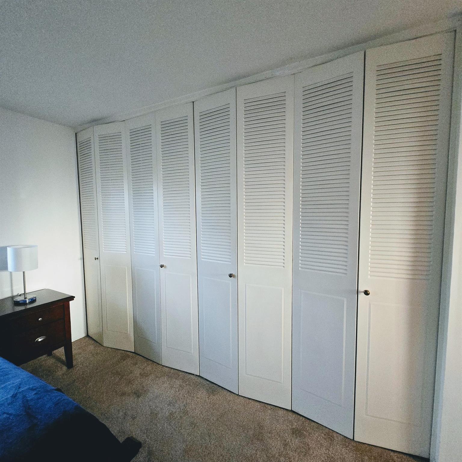 CRESTHAVEN VILLAS 17 COND - Residential Lease