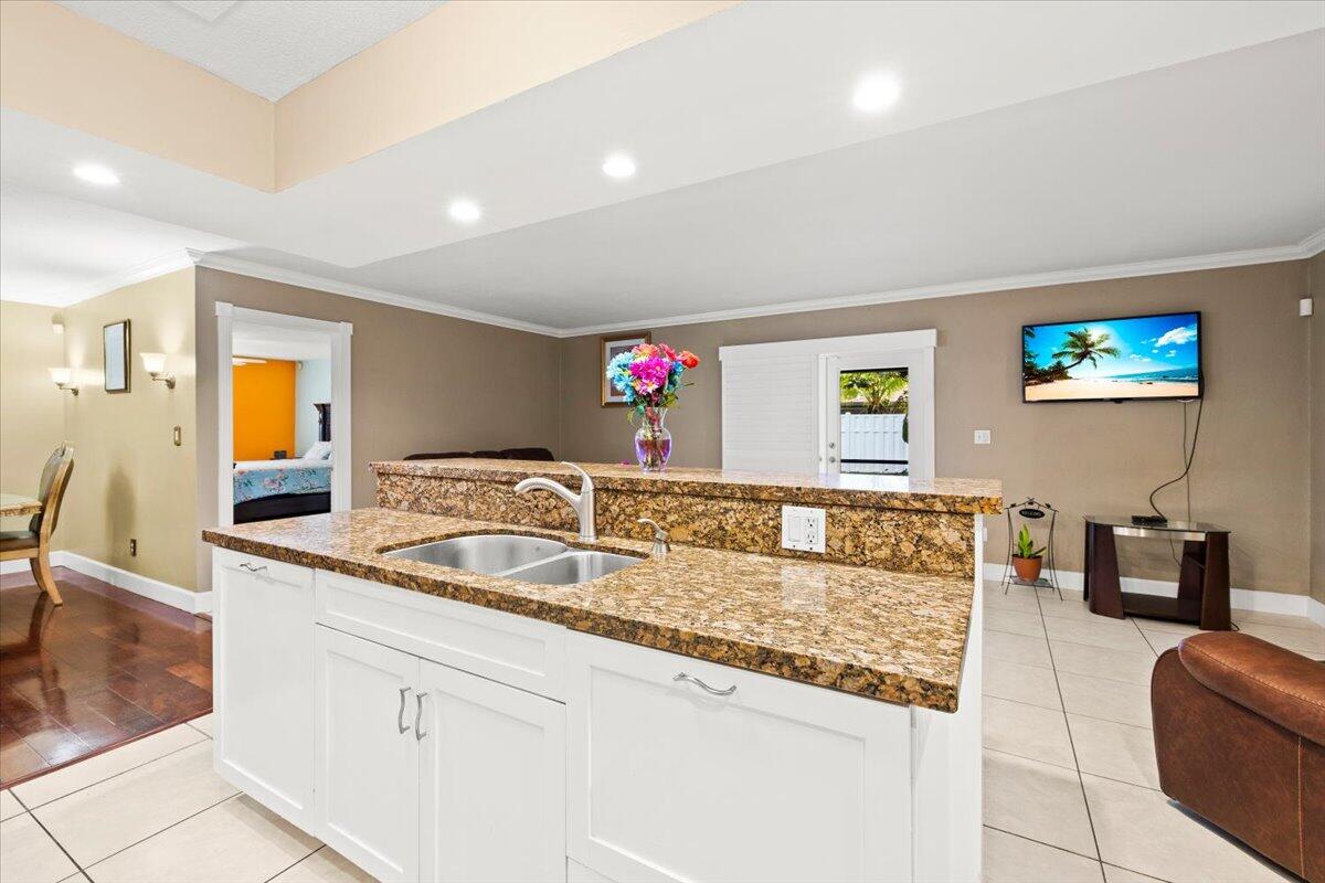 CORAL SPRINGS COUNTRY CLUB - Residential