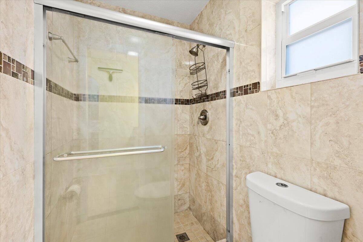 CORAL SPRINGS COUNTRY CLUB - Residential