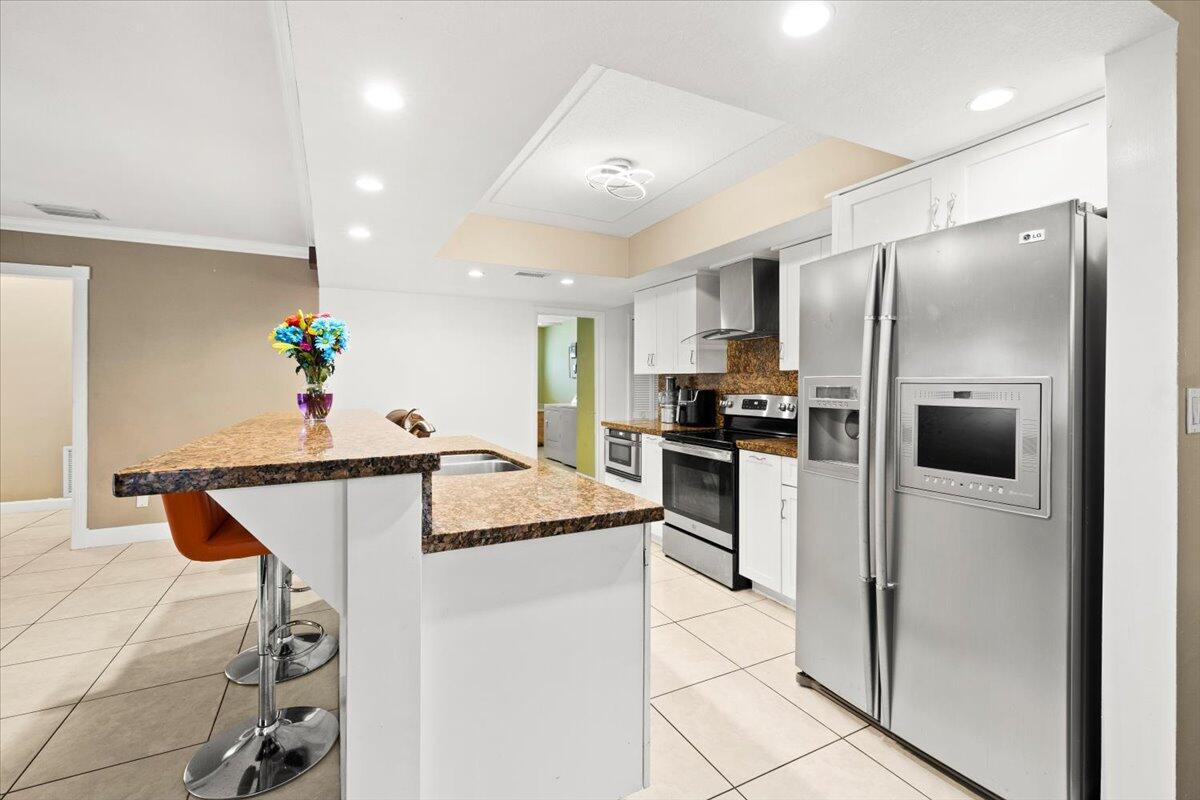 CORAL SPRINGS COUNTRY CLUB - Residential