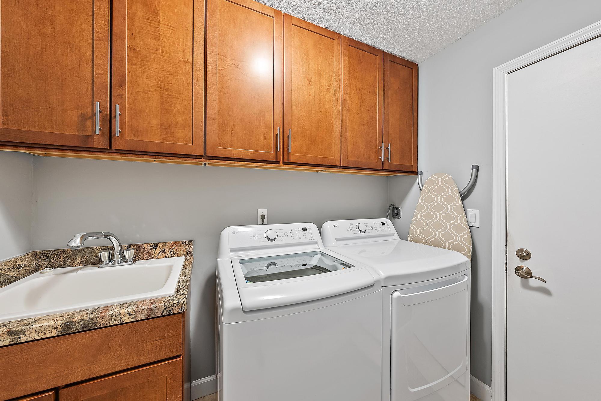 CRYSTAL POINTE PL 5 - Residential