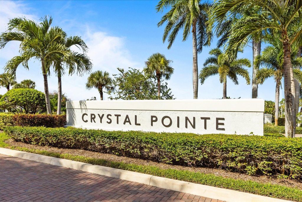 Photo of 2512 La Cristal Circle, Palm Beach Gardens, FL 33410 (MLS # R11150026)