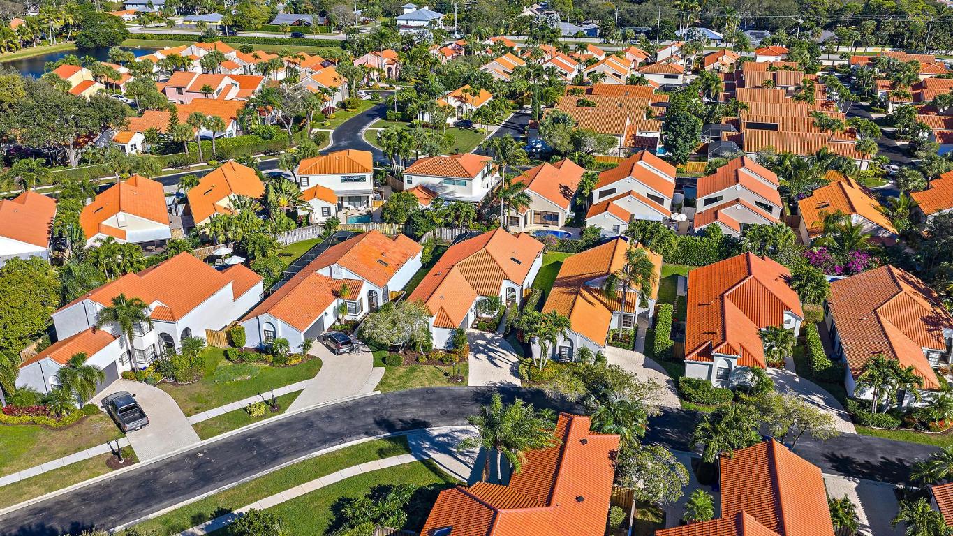 CRYSTAL POINTE PL 5 - Residential