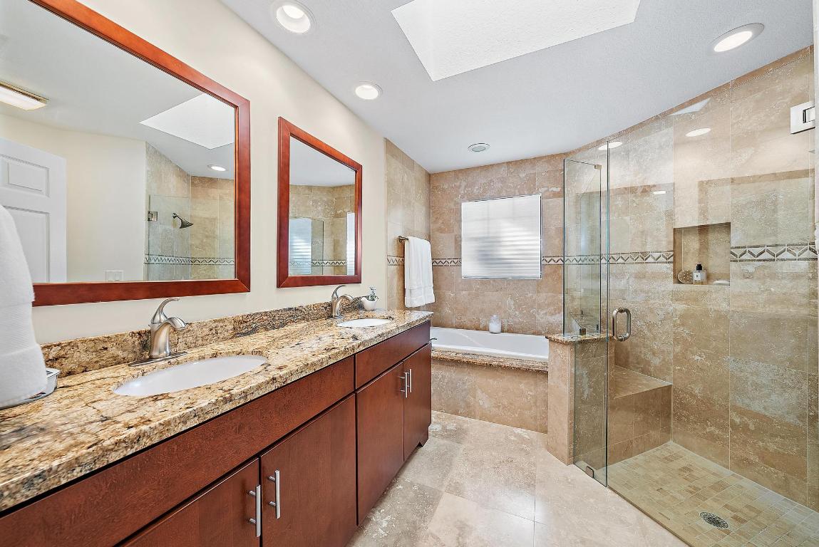 CRYSTAL POINTE PL 5 - Residential