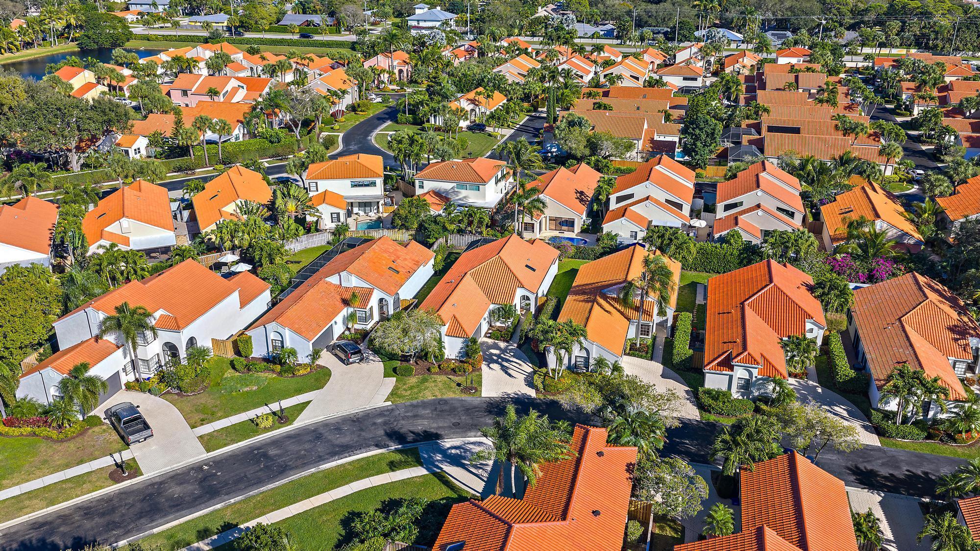 CRYSTAL POINTE PL 5 - Residential