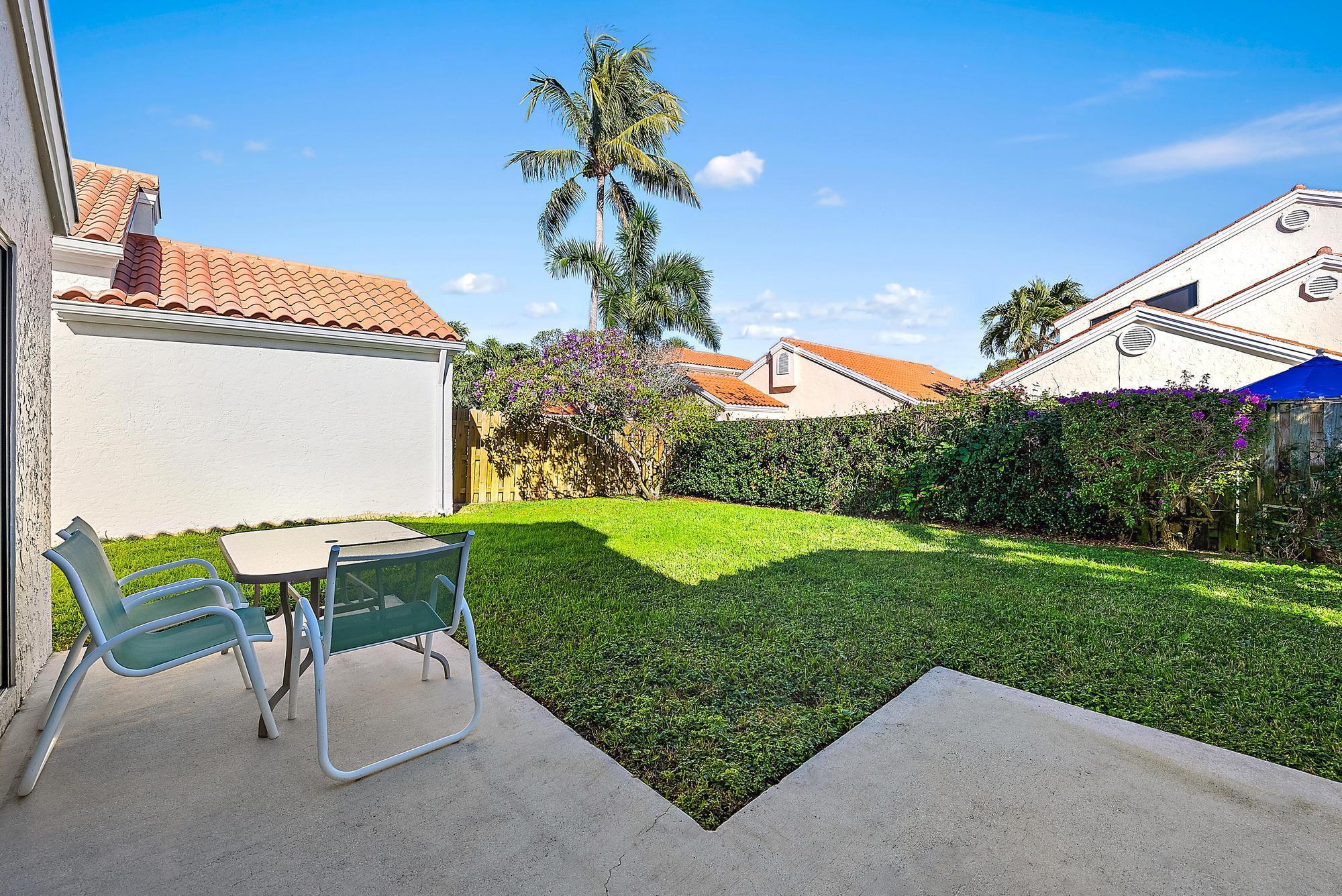 CRYSTAL POINTE PL 5 - Residential