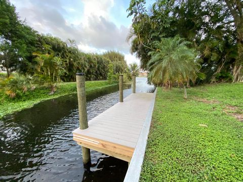 Tiny photo for 7500 W Lake Drive, Lake Clarke Shores, FL 33406 (MLS # B26009206)