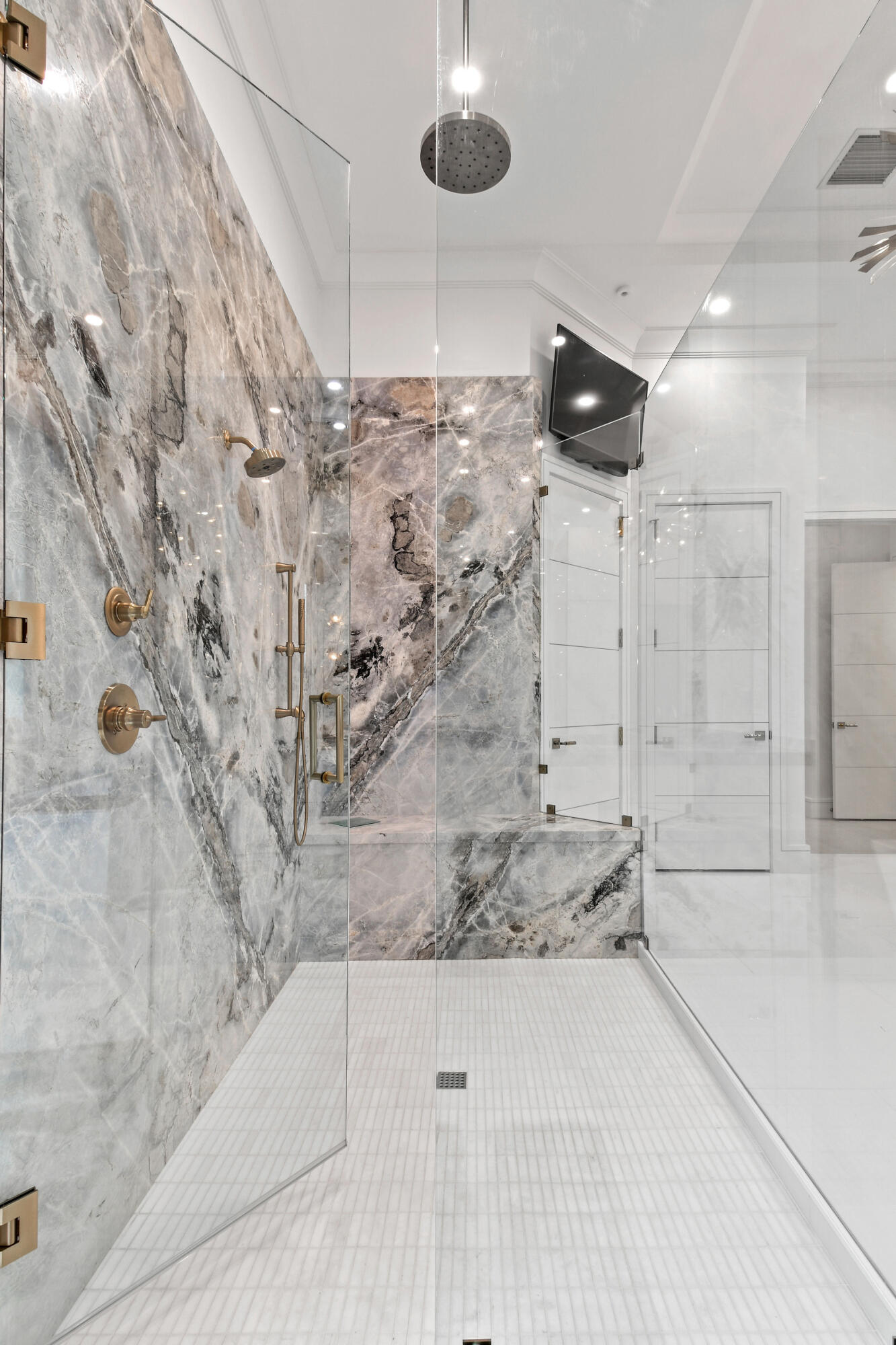 MEDALIST VILLAGE & REPLAT NO 1 A PLAT OF - Residential