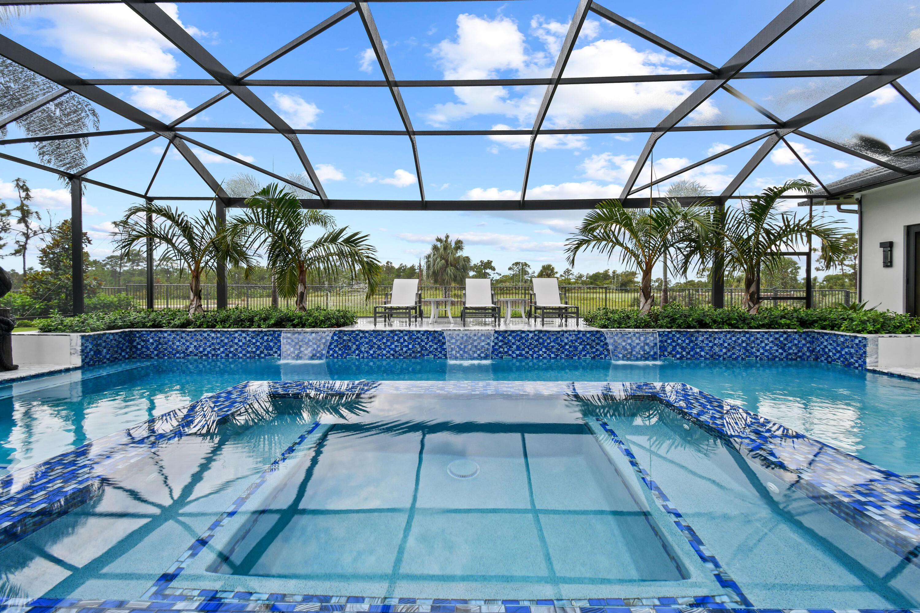 MEDALIST VILLAGE & REPLAT NO 1 A PLAT OF - Residential