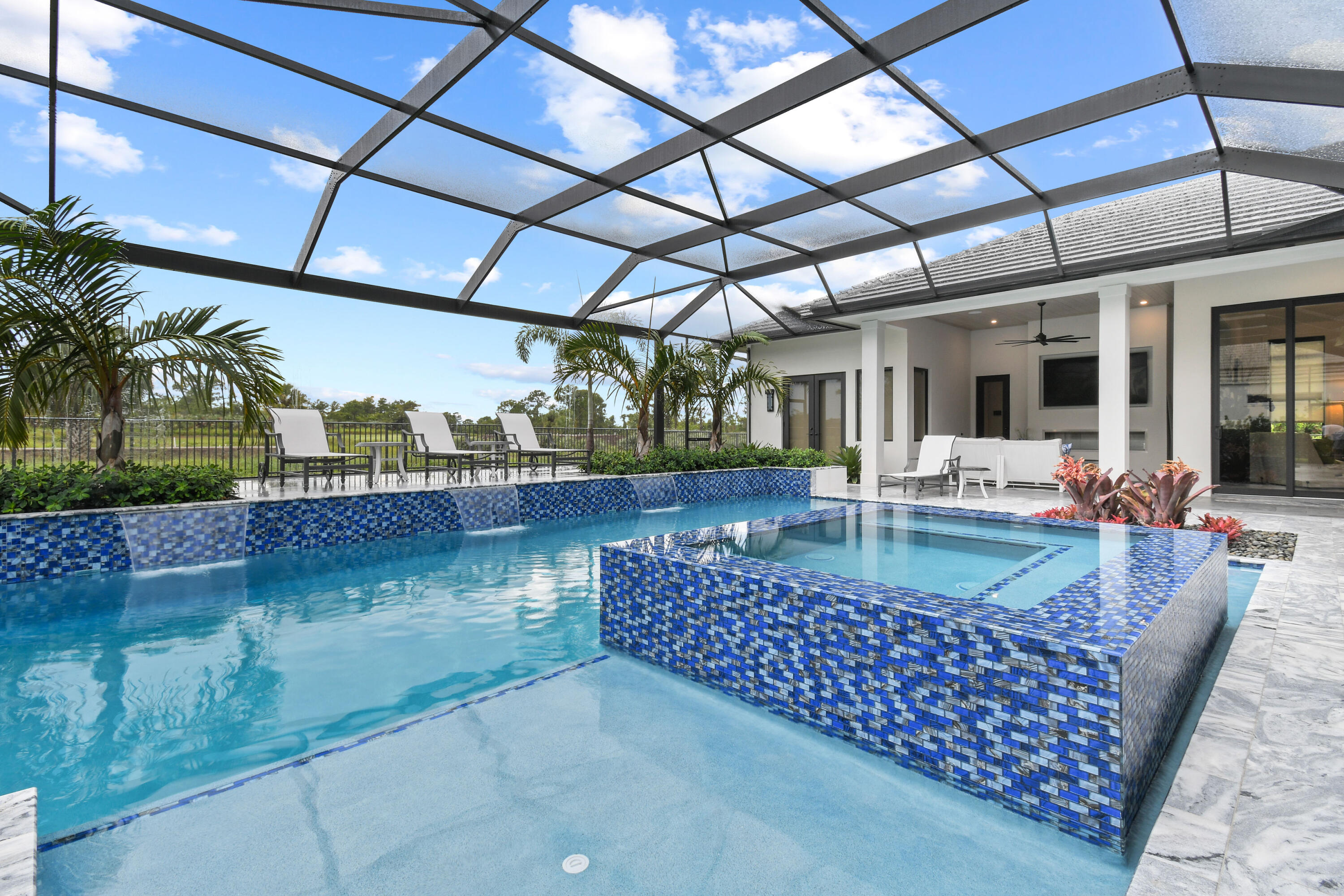 MEDALIST VILLAGE & REPLAT NO 1 A PLAT OF - Residential