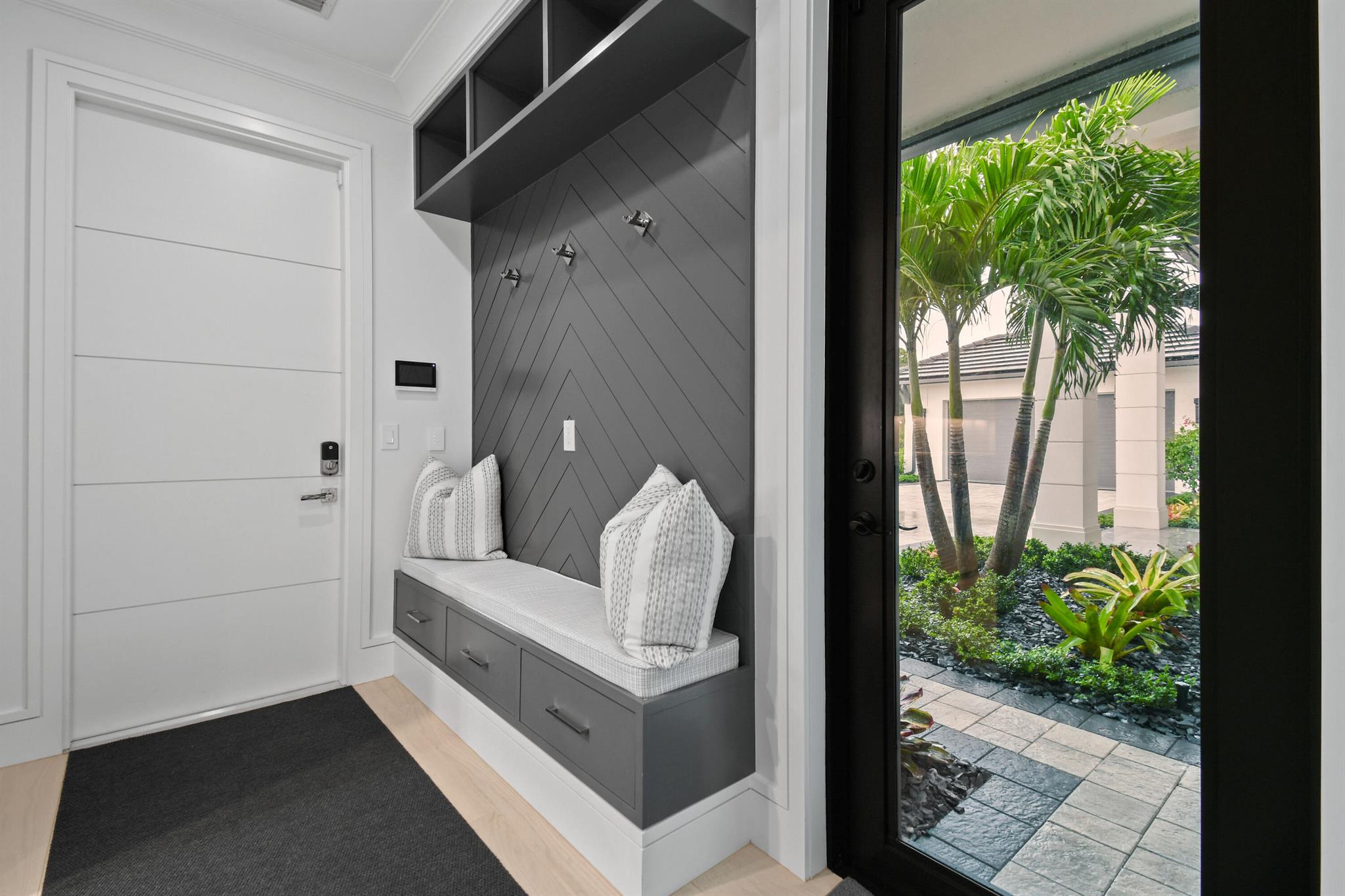 MEDALIST VILLAGE & REPLAT - Residential