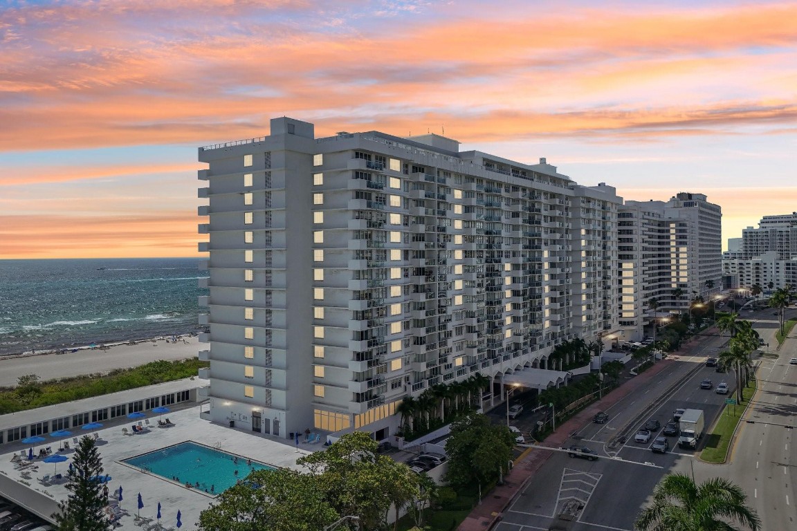 THE PAVILION CONDO - Residential