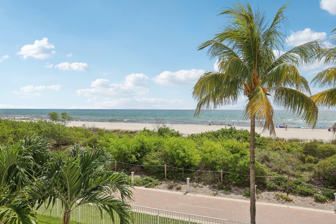 THE PAVILION CONDO - Residential