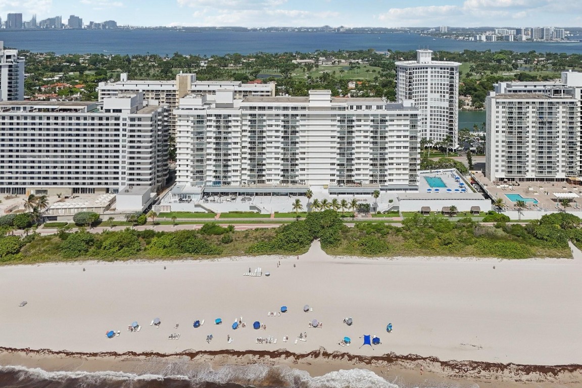 THE PAVILION CONDO - Residential