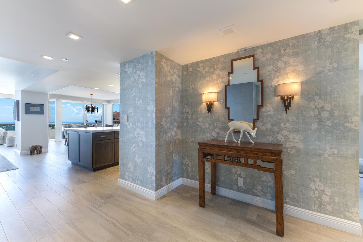 PLAZA OF THE PALM BEACHES - Residential