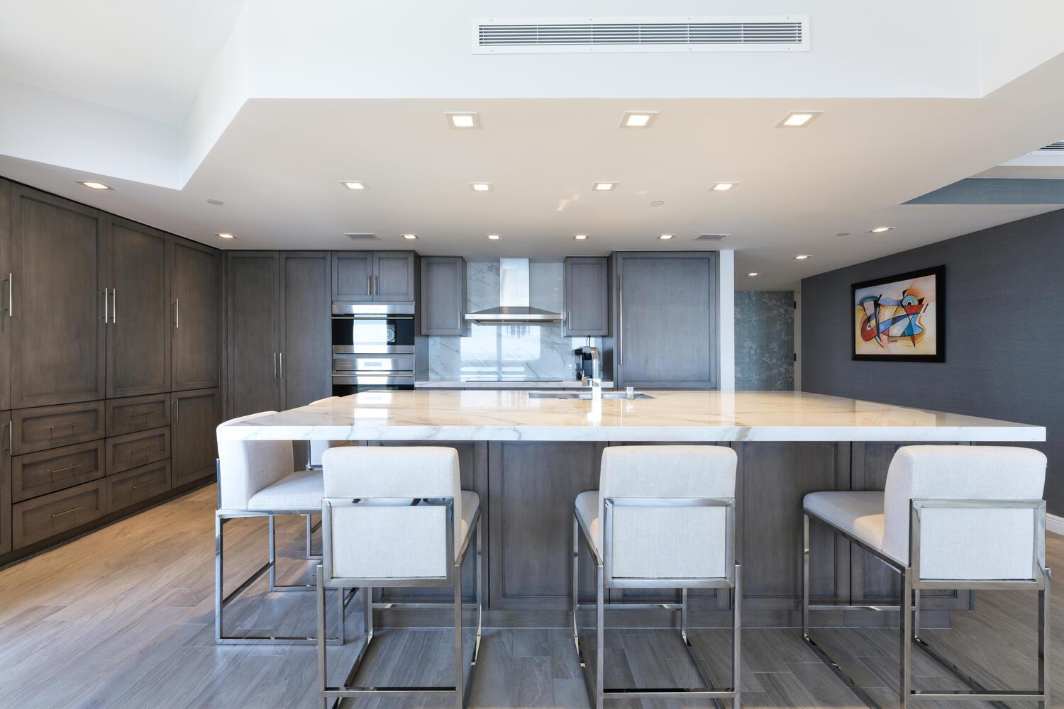 PLAZA OF THE PALM BEACHES - Residential