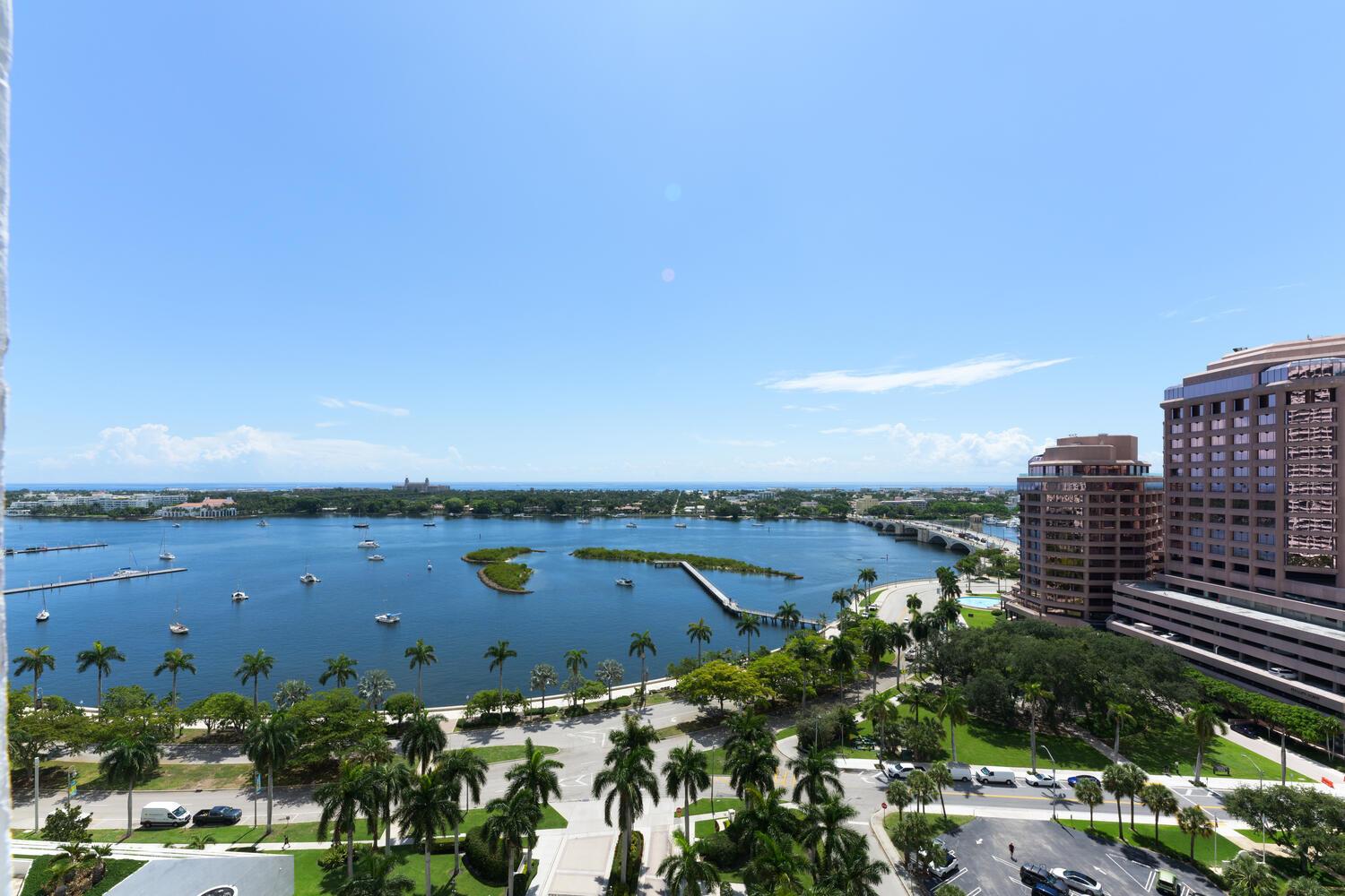 PLAZA OF THE PALM BEACHES - Residential