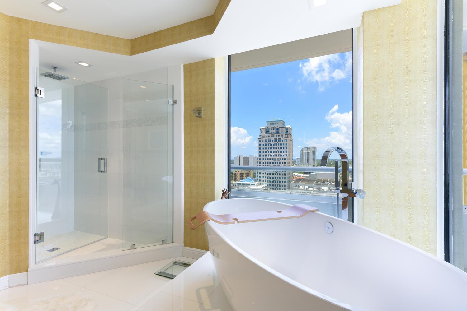 PLAZA OF THE PALM BEACHES - Residential