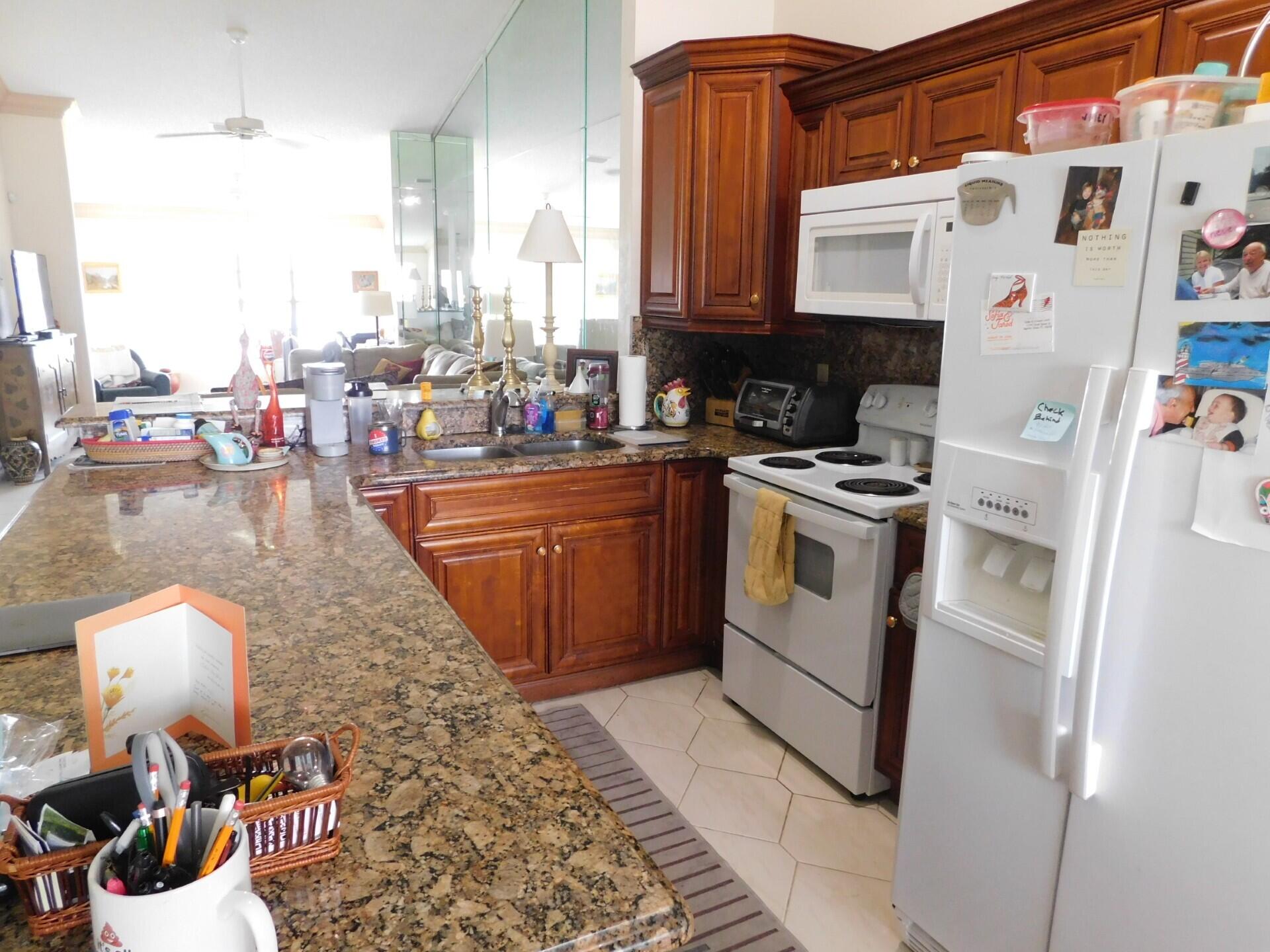 Country Greens Southpointe - Residential Lease